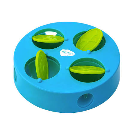 Iquties Active Training Treat Dispenser