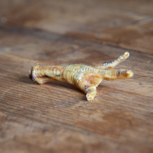 100% Natural Chicken Feet for Dogs – Crunchy, Tasty, Single Protein Chew