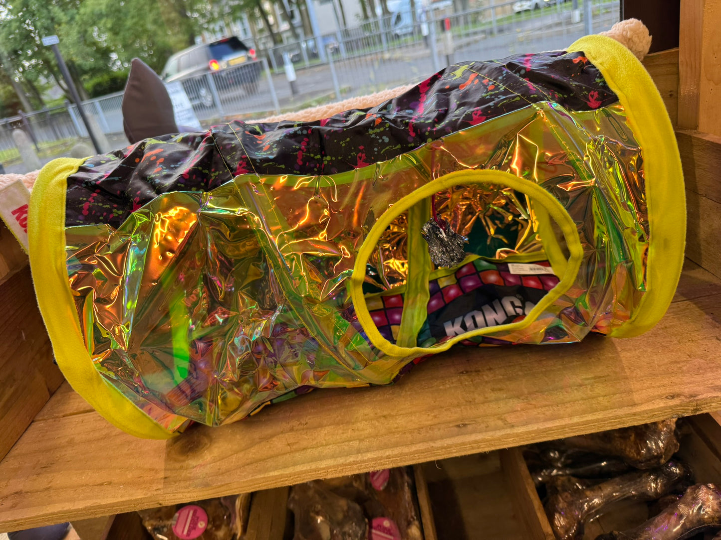 Kong Playspace Rave Cave Cat