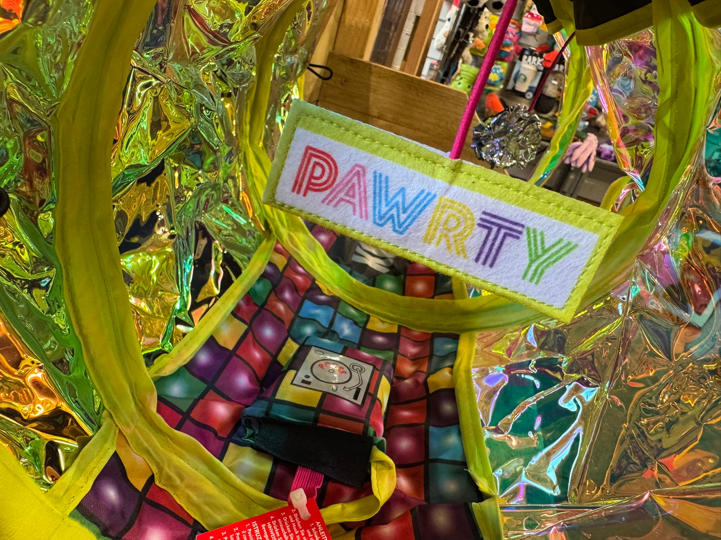 Kong Playspace Rave Cave Cat