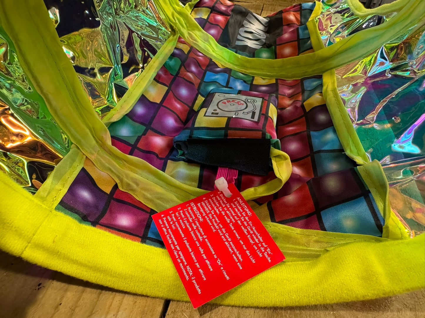 Kong Playspace Rave Cave Cat