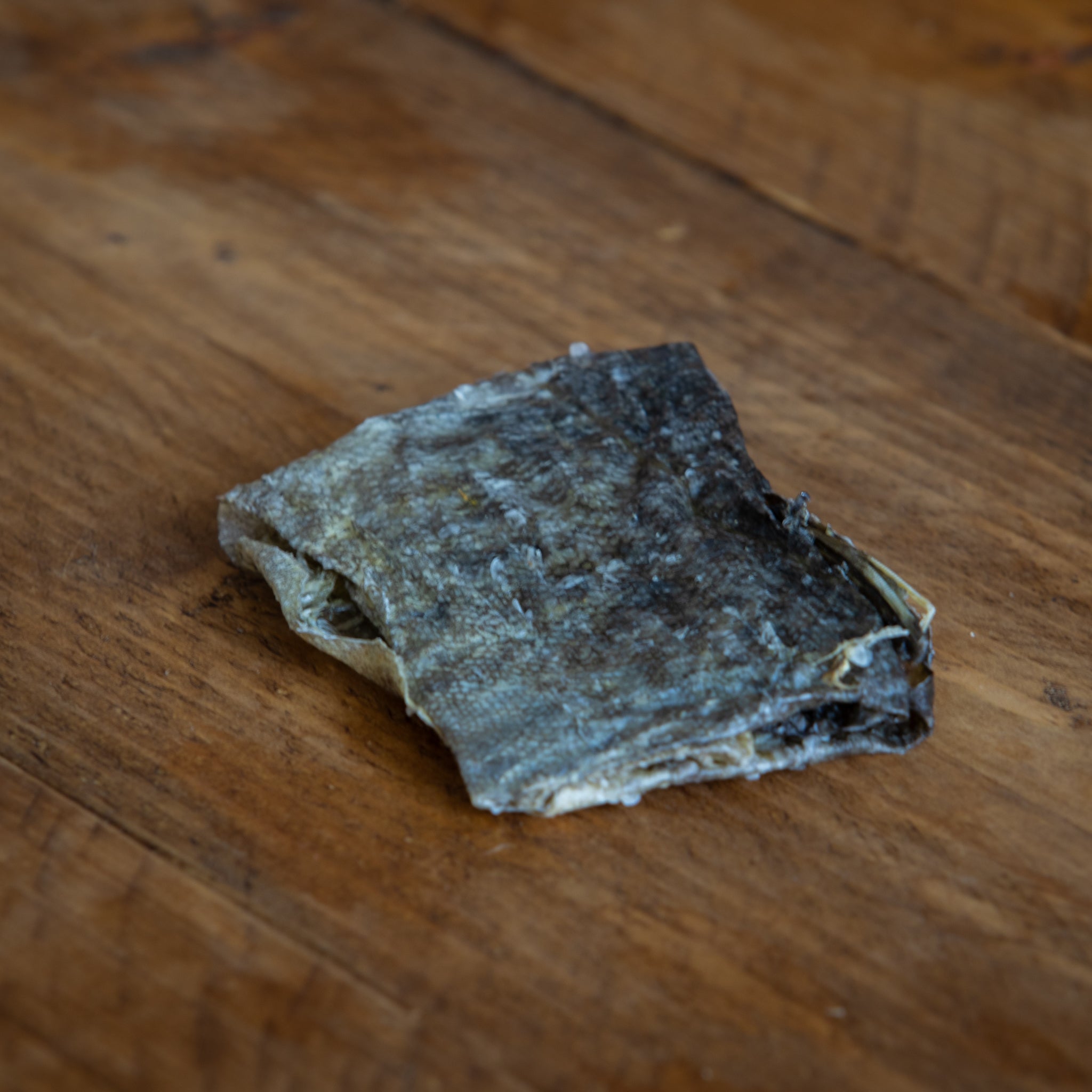 Cod Fish Skin Pattern Cod Fish Skin Flatties – 100% Natural, Crunchy Omega-3 Treats – Dog Envy